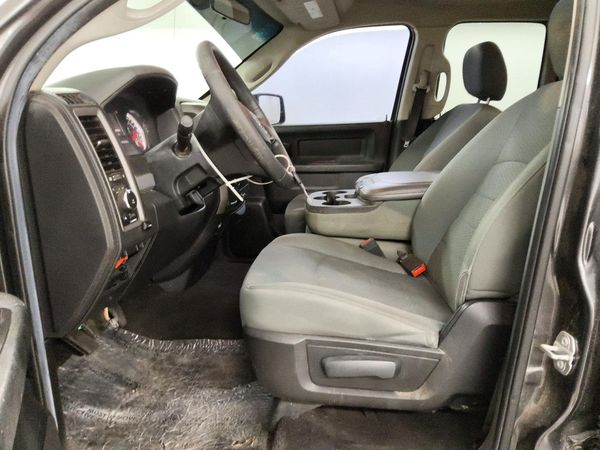 2018 RAM 1500 ST — DENT