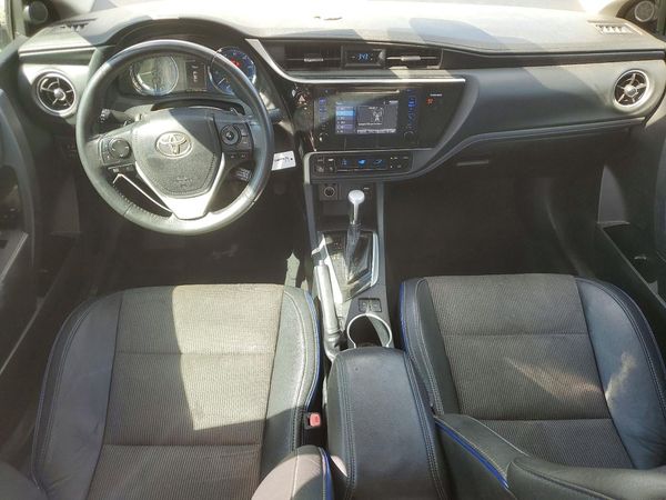 2017 TOYOTA COROLLA