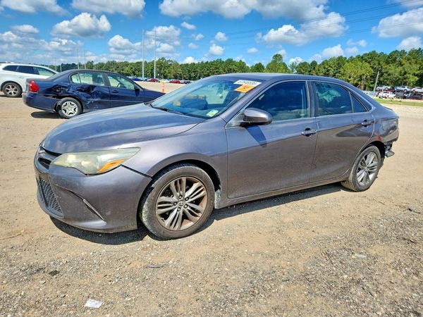 2015 TOYOTA CAMRY