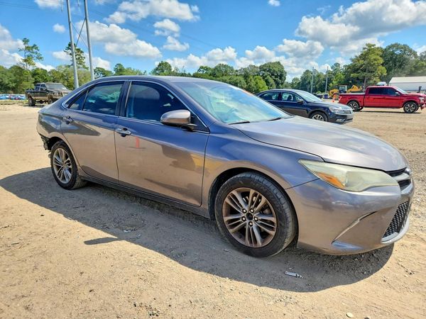 2015 TOYOTA CAMRY