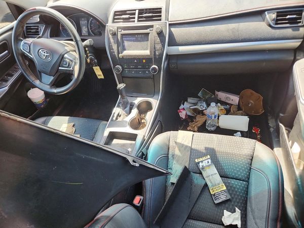 2015 TOYOTA CAMRY