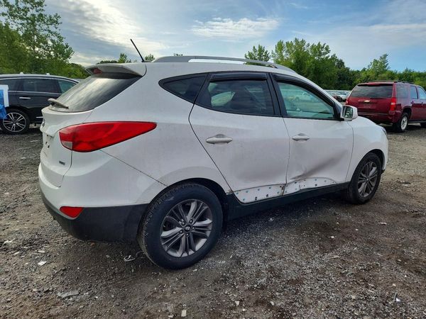 2015 HYUNDAI TUCSON GLS (Middle)
