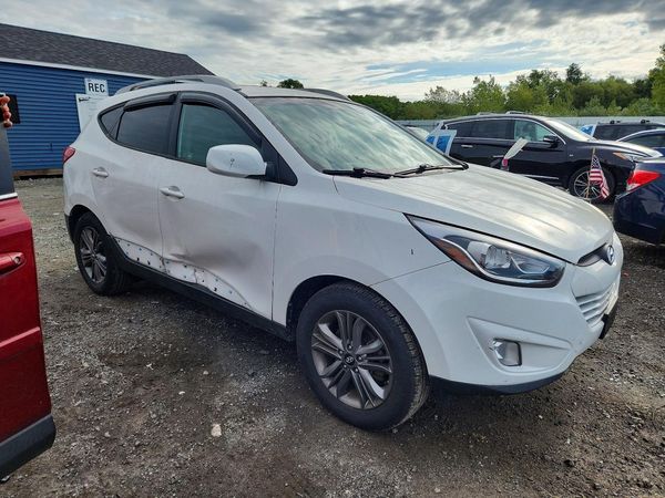 2015 HYUNDAI TUCSON GLS (Middle)