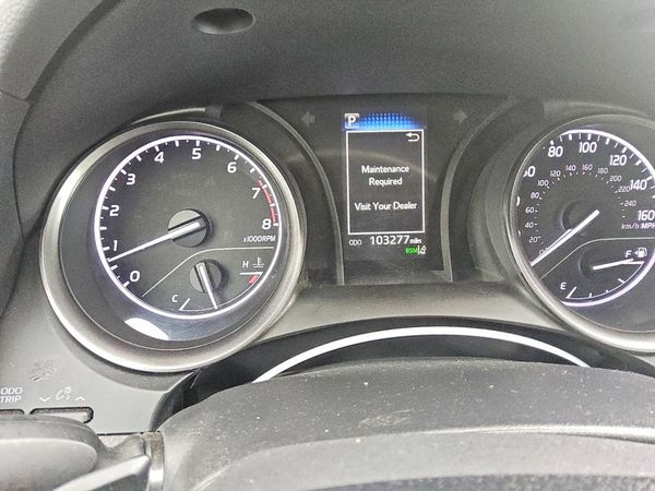 2022 TOYOTA CAMRY SE