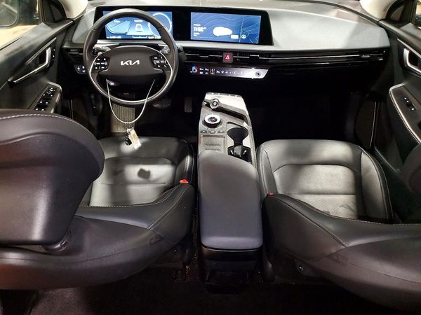2023 KIA EV6 Light, Wind