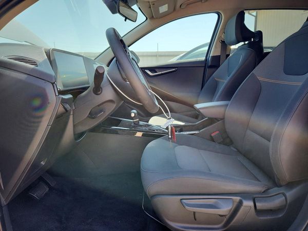 2026 KIA NIRO LX