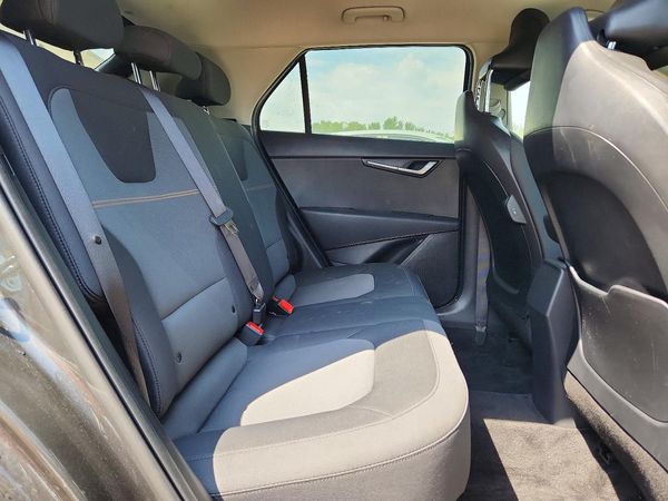 2026 KIA NIRO LX