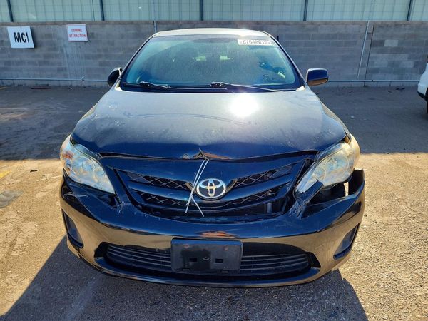 2012 TOYOTA COROLLA