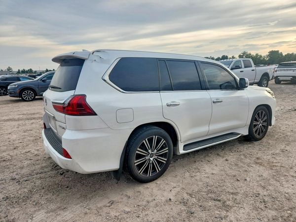 2018 LEXUS LX