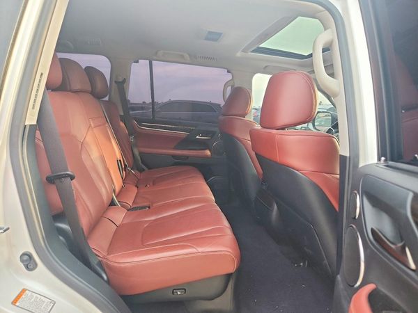 2018 LEXUS LX
