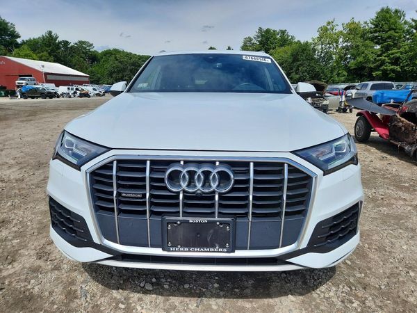 2021 AUDI Q7 quattro Premium Plus