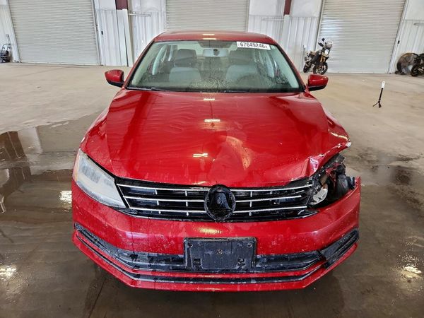 2018 VOLKSWAGEN JETTA