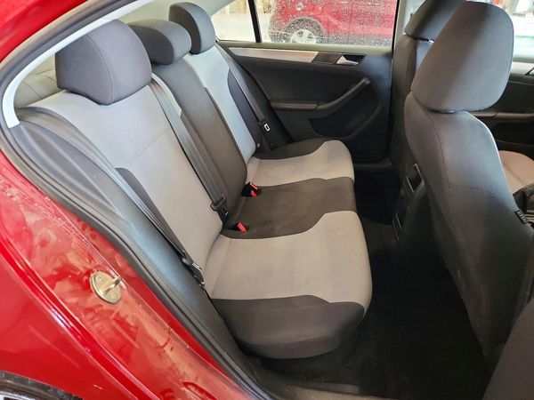 2018 VOLKSWAGEN JETTA