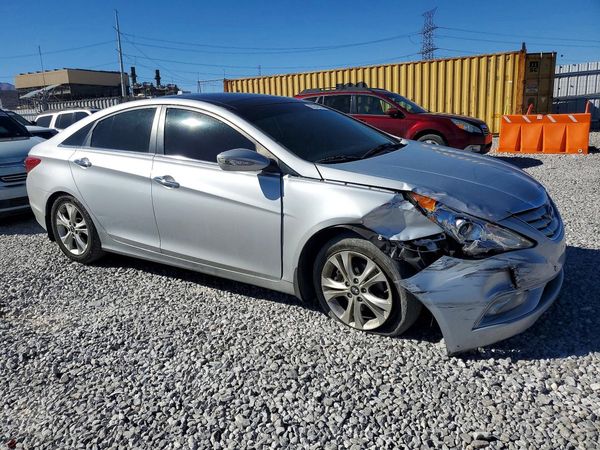 2012 HYUNDAI SONATA