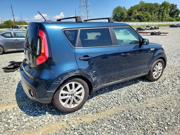 2019 KIA SOUL