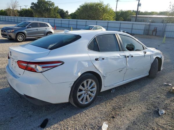 2020 TOYOTA CAMRY