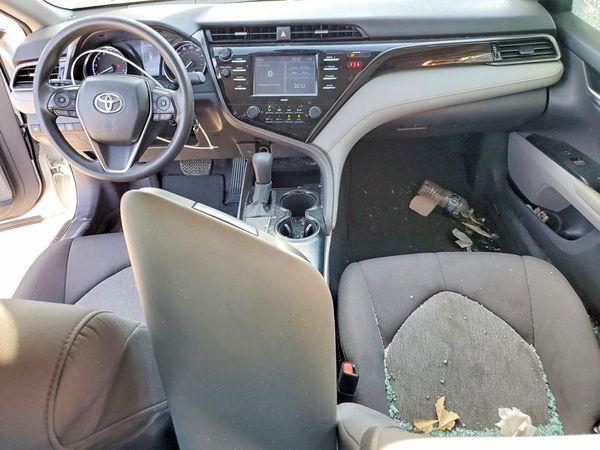 2020 TOYOTA CAMRY