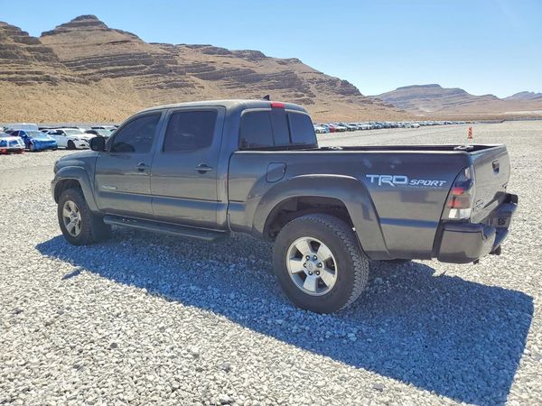 2015 TOYOTA TACOMA Delux Grade