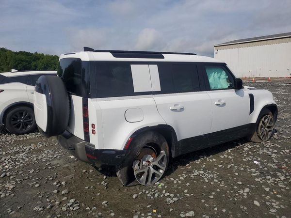 2025 LAND ROVER DEFENDER