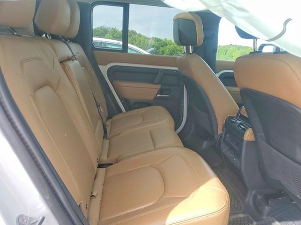 2025 LAND ROVER DEFENDER