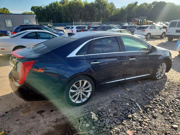 2016 CADILLAC XTS Luxury — PSRA