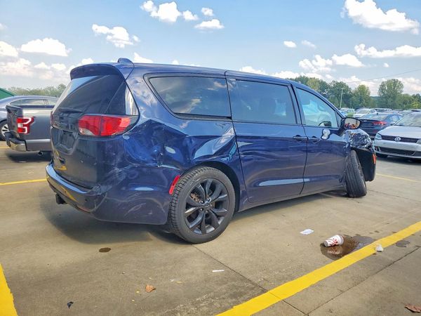 2020 CHRYSLER PACIFICA