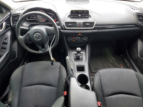 2015 MAZDA 3 Sport/GX