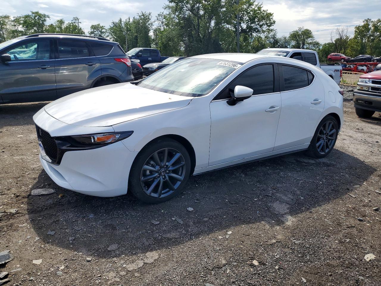 2022 MAZDA 3 Select Package