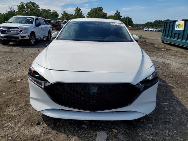 2022 MAZDA 3 Select Package