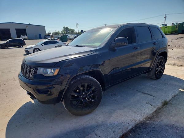 2018 JEEP GRAND CHEROKEE Laredo