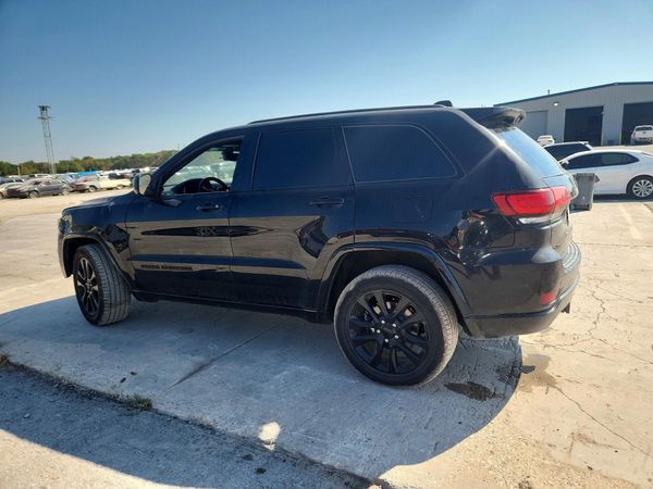 2018 JEEP GRAND CHEROKEE Laredo