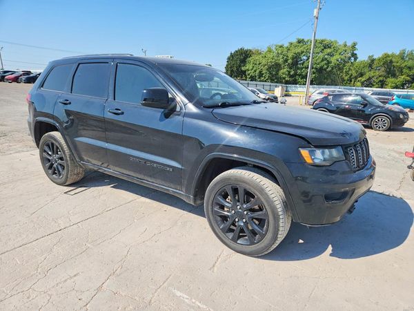 2018 JEEP GRAND CHEROKEE Laredo