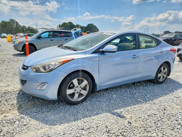 2012 HYUNDAI ELANTRA