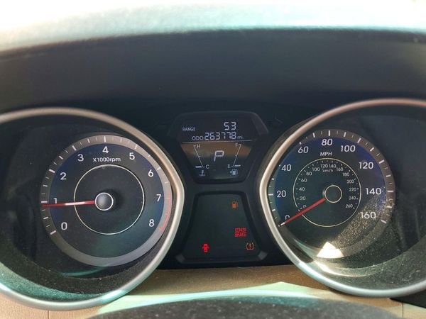 2012 HYUNDAI ELANTRA GLS(Middle grade)