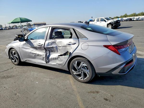2025 HYUNDAI ELANTRA