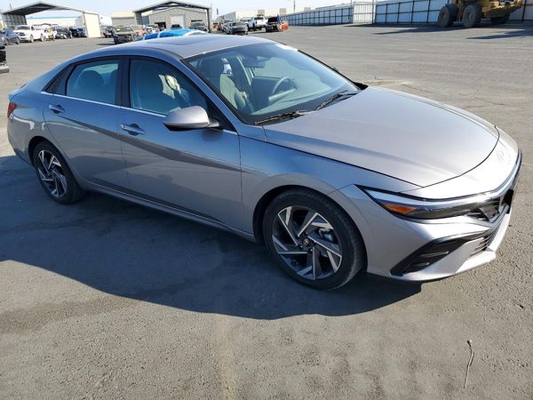 2025 HYUNDAI ELANTRA
