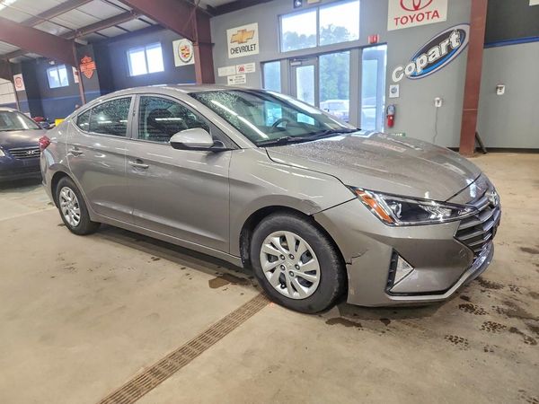 2020 HYUNDAI ELANTRA SE