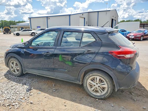 2018 NISSAN KICKS