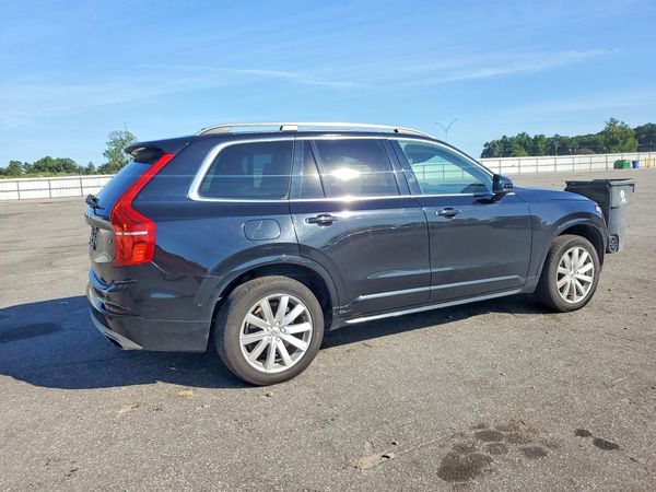 2016 VOLVO XC90