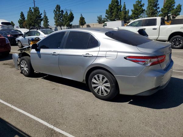 2019 TOYOTA CAMRY