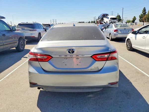 2019 TOYOTA CAMRY