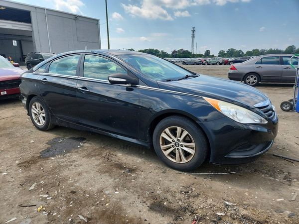 2014 HYUNDAI SONATA