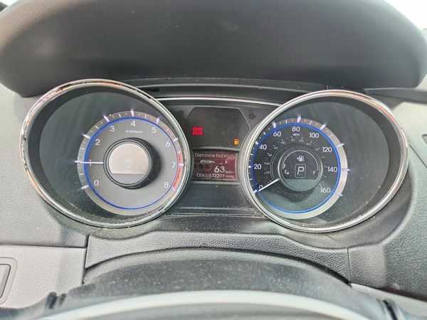 2014 HYUNDAI SONATA