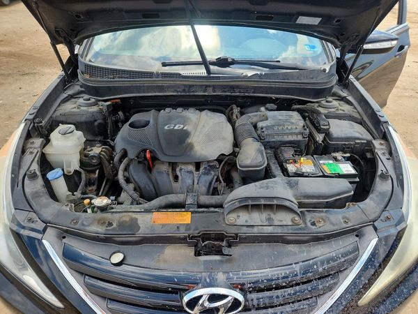 2014 HYUNDAI SONATA