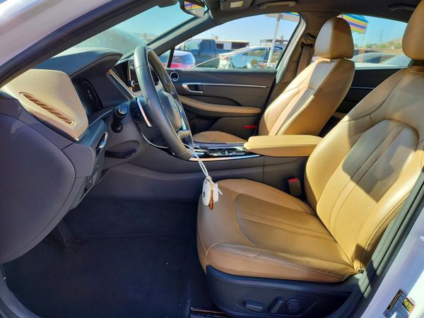 2021 HYUNDAI SONATA Limited