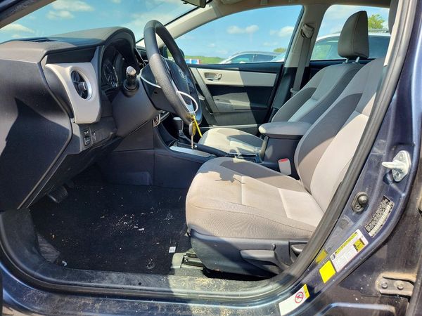 2017 TOYOTA COROLLA