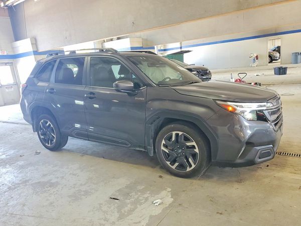 2025 SUBARU FORESTER Limited