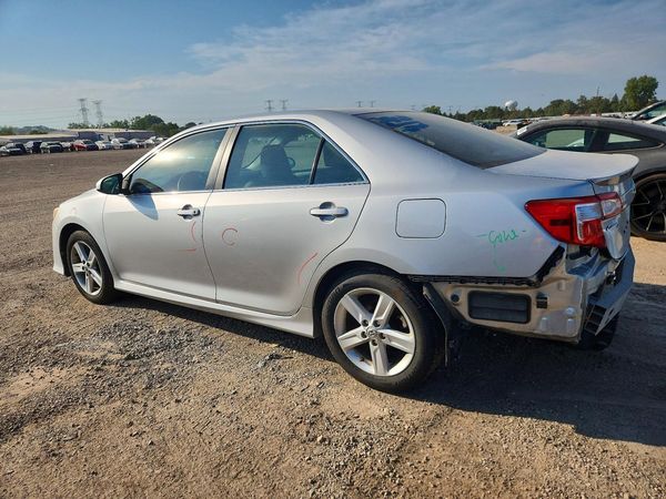 2013 TOYOTA CAMRY