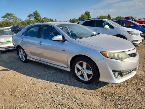 2013 TOYOTA CAMRY