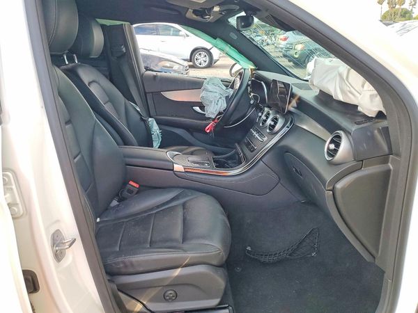 2020 MERCEDES-BENZ GLC-CLASS GLC300 — DENT